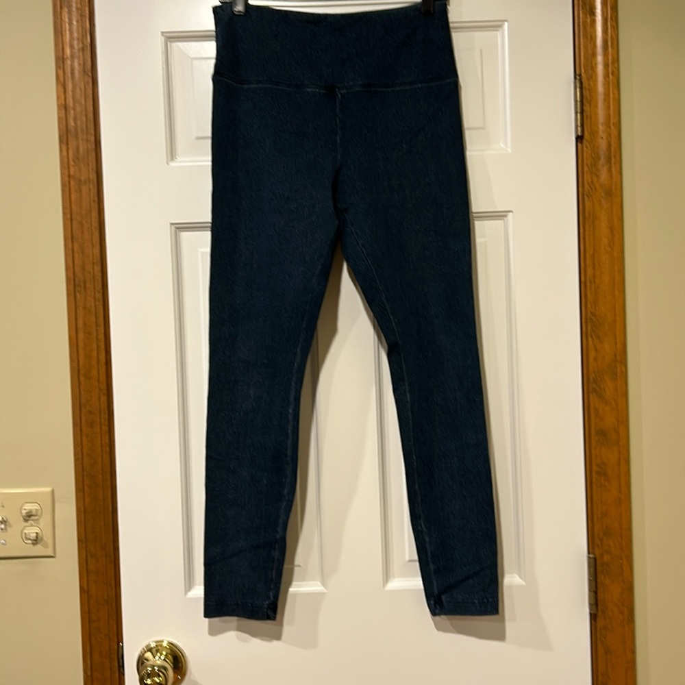 Lysse Jean leggings. Size medium